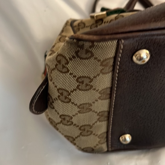 Vintage authentic Gucci handbag - Picture 14 of 16
